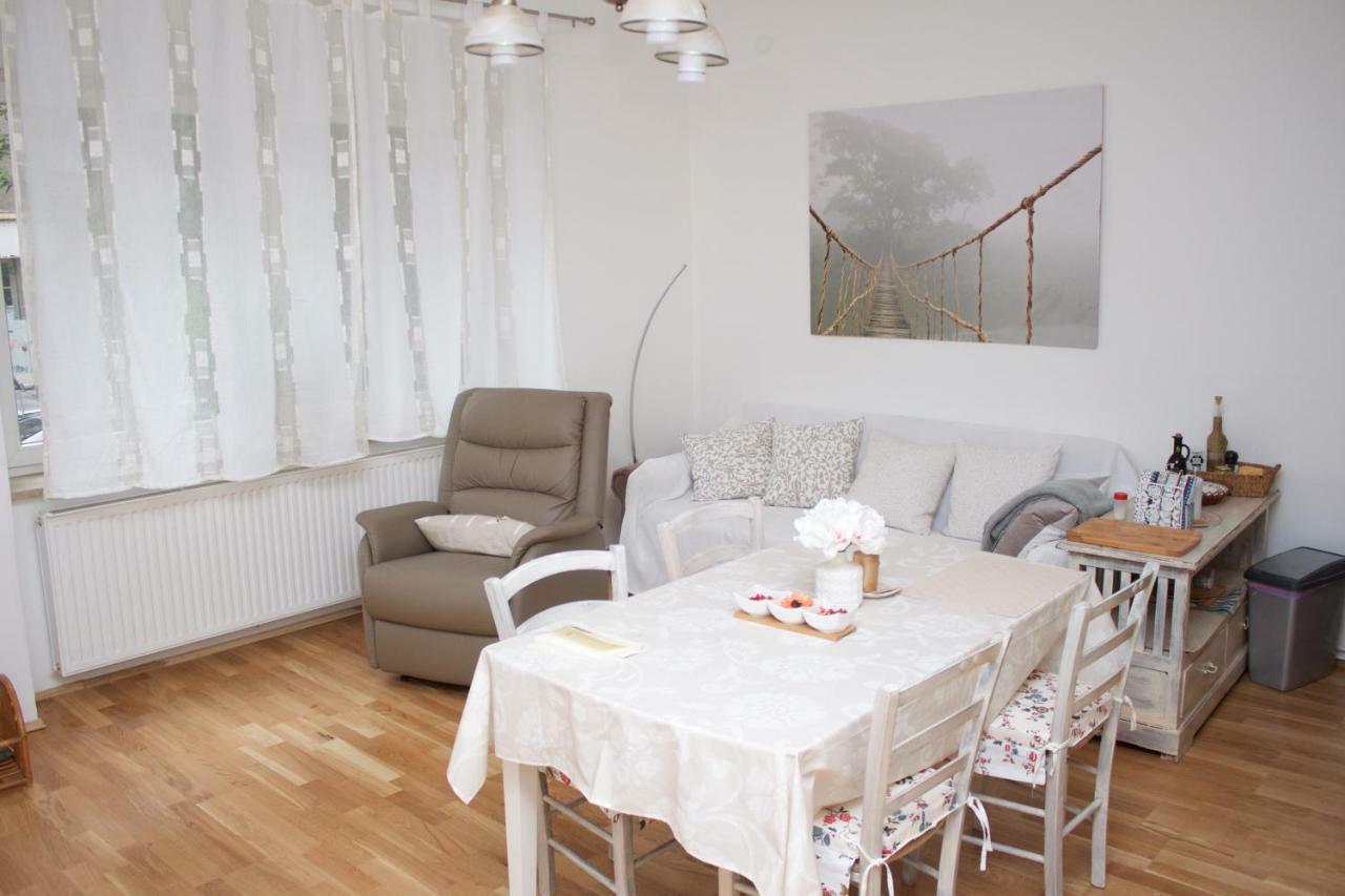 Allegria Apartment *